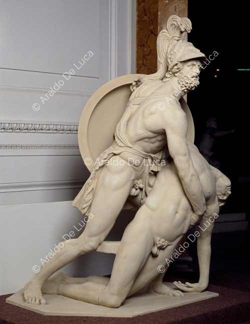 Menelaos stützt den leblosen Körper des Patroklos (Rekonstruktion der Statuengruppe)