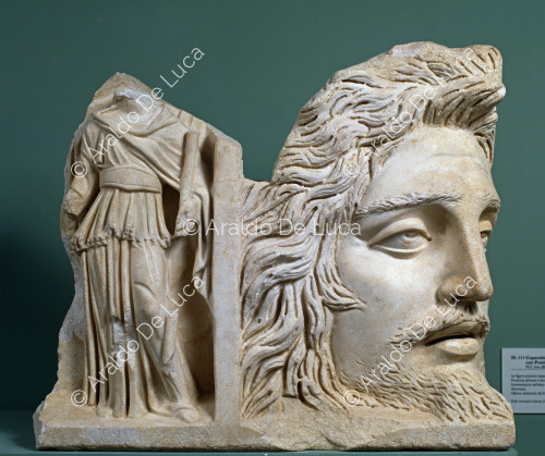 Tapa de sarcófago con una representación de una de las provincias romanas