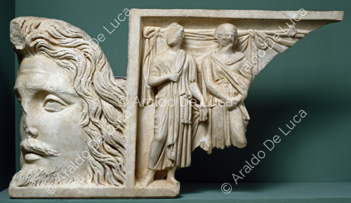 Sarcophagus lid with depiction of Roman provinces