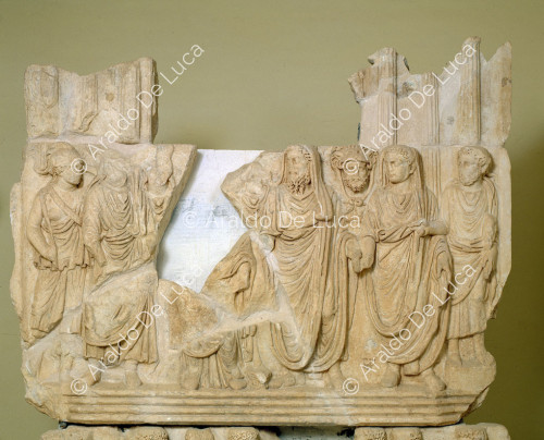 Fragmento del friso del Arco de Septimio Severo