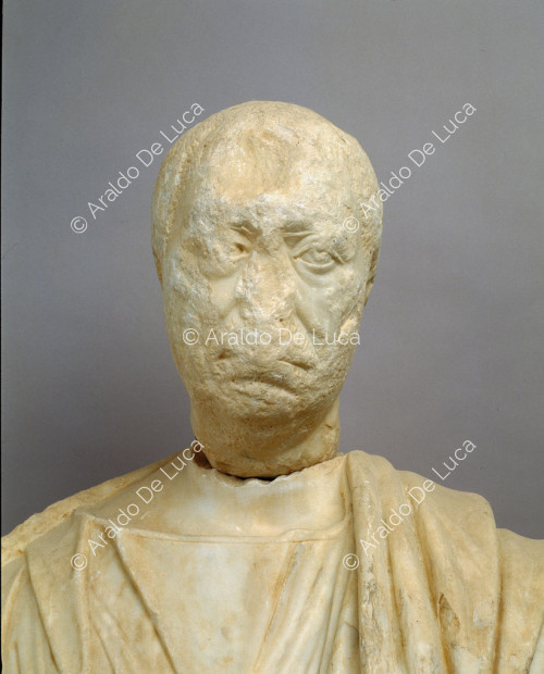 Estatua de togado. Detalle del busto