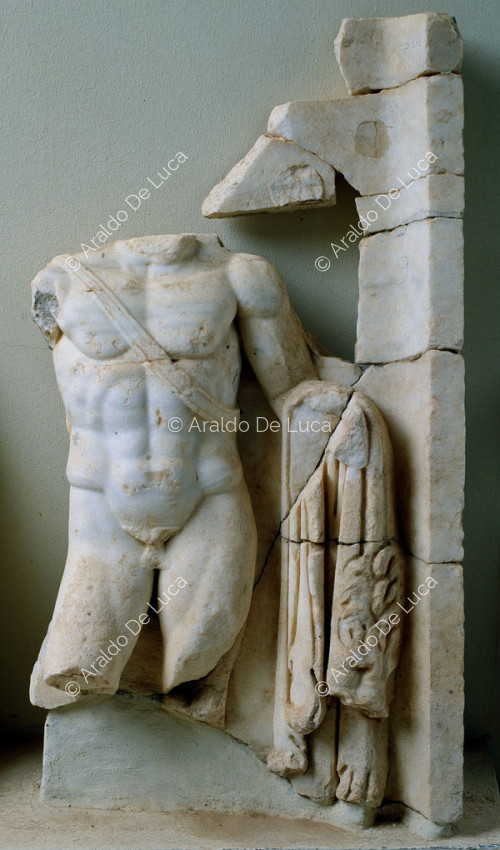 Fragmento de relieve de Hércules