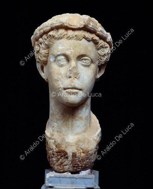 Head of Emperor Constantius Chlorus or Constantine