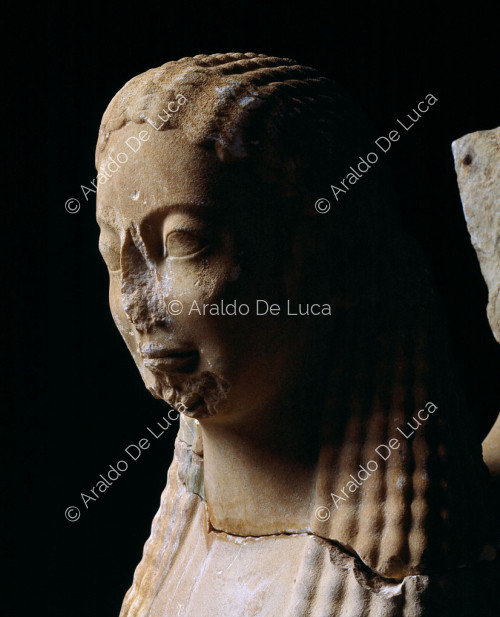 Archaische Sphinx. Detail des Gesichts