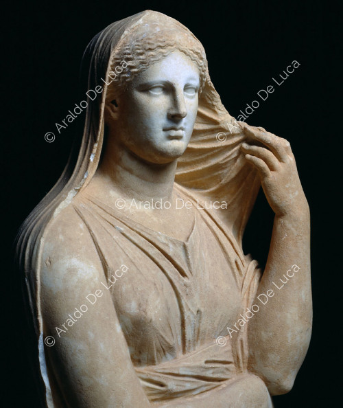 Busto funerario de la diosa Perséfone. Detalle