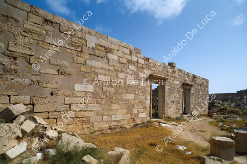 Forum Walls