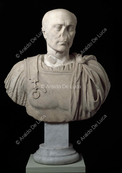 Busto moderno di Giulio Cesare