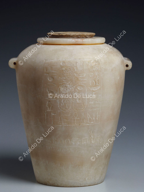 Vaso in calcite di Hatshepsut
