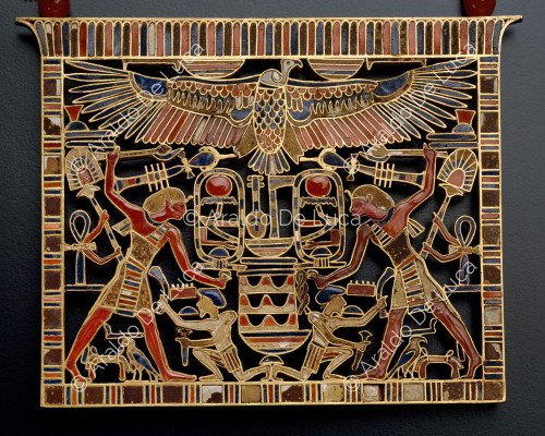 Collier avec cuirasse au nom d'Amenemhat III