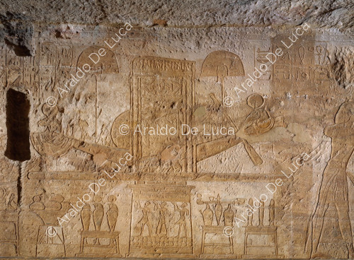 Ramses bietet dem Boot von Amon-Ra Weihrauch und Trankopfer an. Ausschnitt