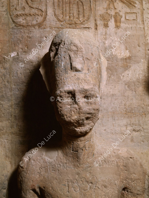 Il santuario interno di Abu Simbel: dettaglio di Ramesse II
