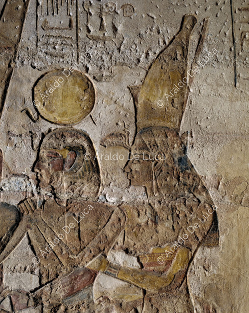 Templo de Ramsés II. La segunda sala decorada con escenas religiosas y ofrendas