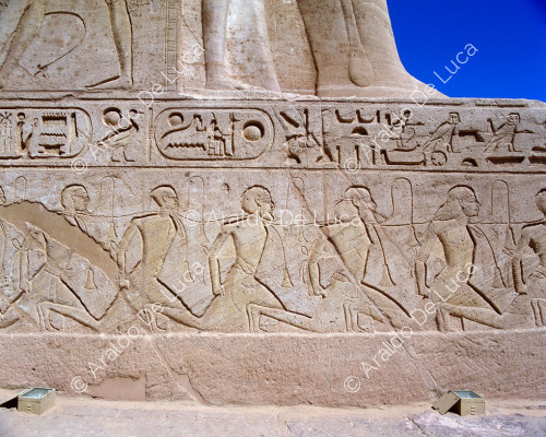 Temple d'Abou Simbel : représentation des ennemis