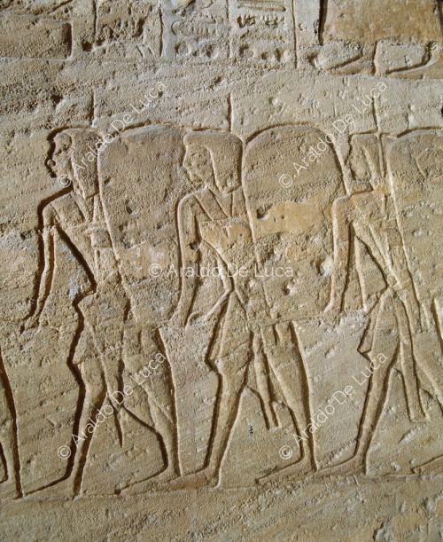 Battaglia di Qadesh: dettaglio concilio di guerra con Ramesse II e il suo esercito