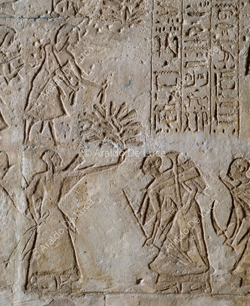Wall of the Battle of Qadesh. Hittite prisoners are led by Ramesses II