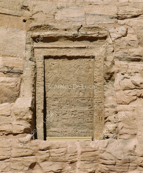 Stele rupestre di Mery dal Grande Tempio di Abu Simbel