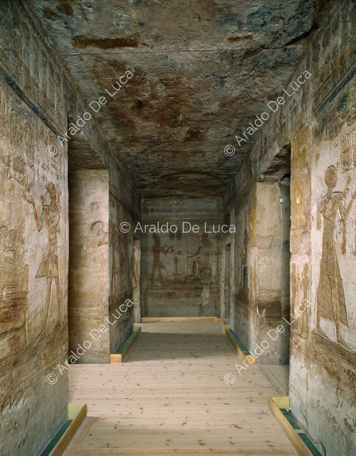 Templo de Ramsés II. El vestíbulo