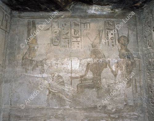 Nefertari, Mut and Hathor