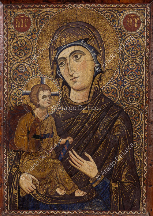 Mosaico con la Vergine e il Bambino