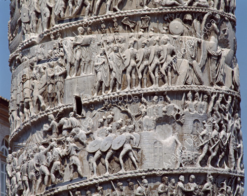 Colonna commemorativa dell'imperatore Marco Aurelio