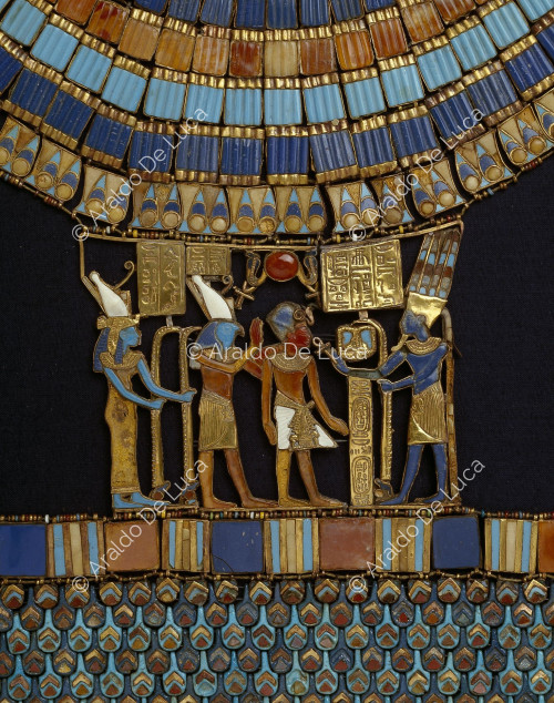 Treasure of Tutankhamun. Royal corset