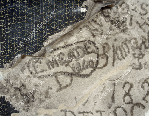 Iscrizioni moderne sul soffitto della tomba di Seti I