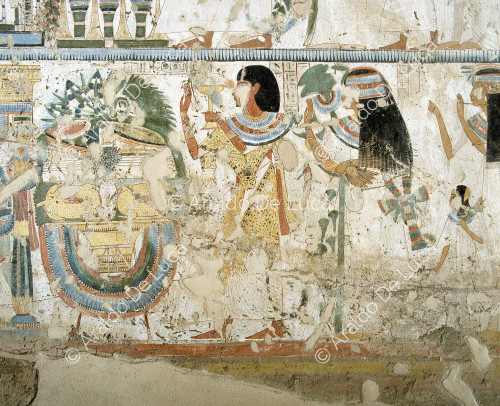 Usehrat and his mother presenting offerings to Thutmose I