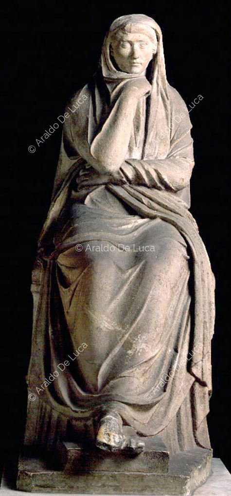 Statue de la matrone romaine