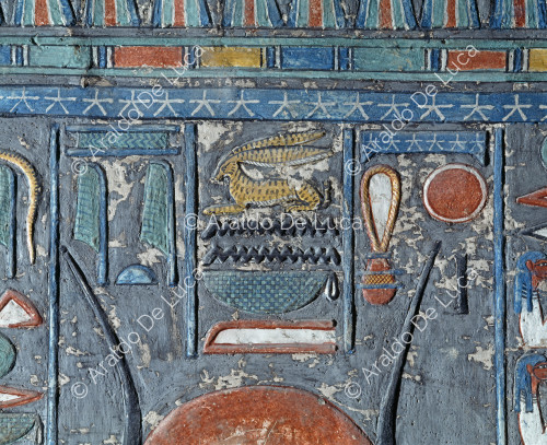 Detail mit Hieroglyphen und Isis