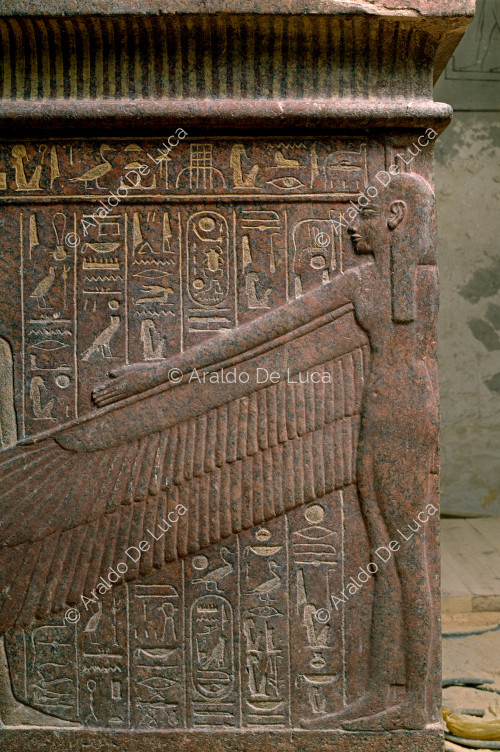 Sarcophage d'Horemheb : Neftis