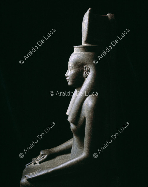 Statua in granito di Hathor
