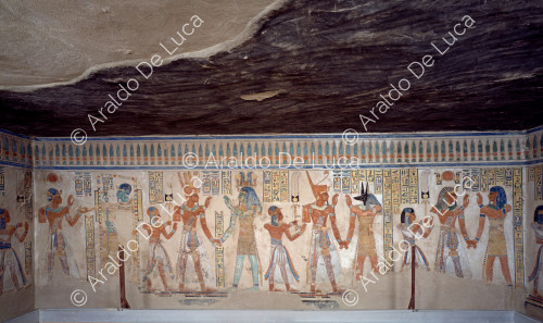 Ramesse III con Amonherkhepshef e varie divinità