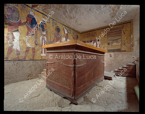 Il sarcofago in quarzite