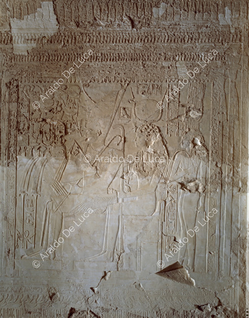 Amenhotep III, Hathor et Tiy assistent à la cérémonie du festival Sed