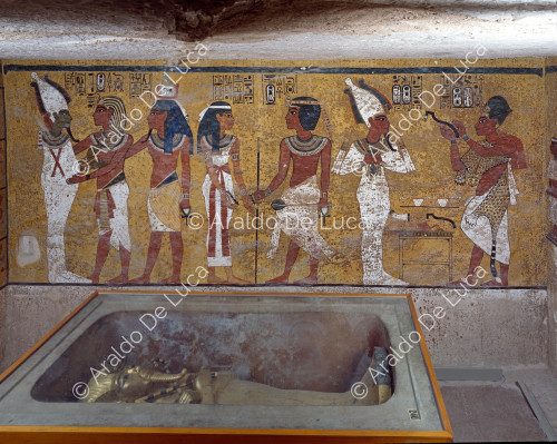 Der Sarkophag des Tutanchamun und die Dekoration der Grabkammer