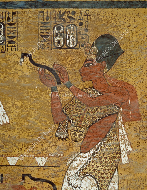 Ay esegue il rituale dell'apertura della bocca su Tutankhamon