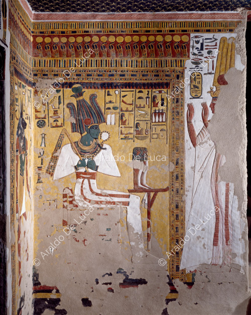 Nefertari adorante di fronte ad Osiride