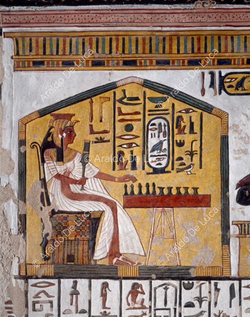 Nefertari in trono gioca con il senet