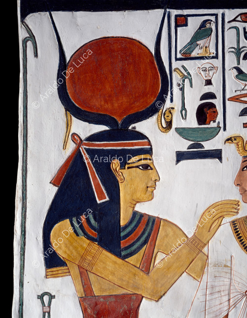 La diosa Hathor protege a la reina Nefertari