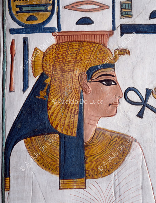 Néfertari reçoit d'Isis le symbole de la vie