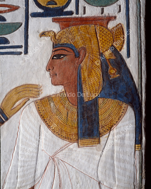 Nefertari, beschützt von der Göttin Isis