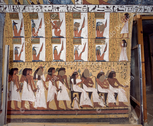 Parete destra, visione generale: Sennedjem e sua moglie di fronte ai guardiani delle porte del regno di Osiride.