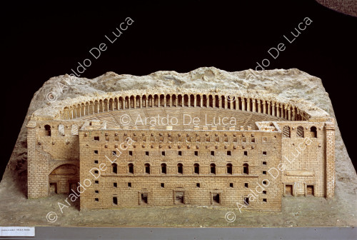 Modell des Theaters von Aspendos