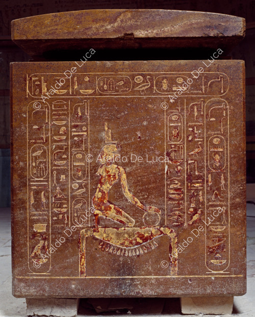 Sarkophag des Thutmosis III.: Isis