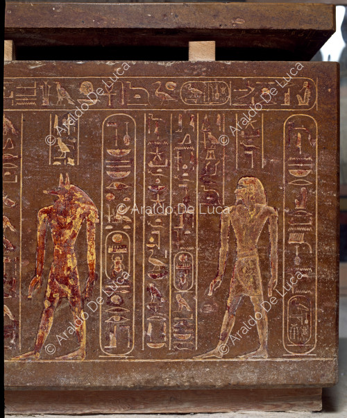 Sarcophagus of Thutmosis III: Anubis and Duamutef