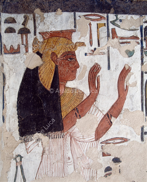 Adorando a Nefertari