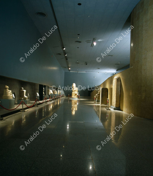 Luxor Museum, interior