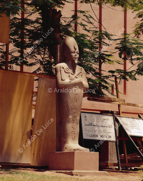 Die Osiria-Statue von Ramses II.