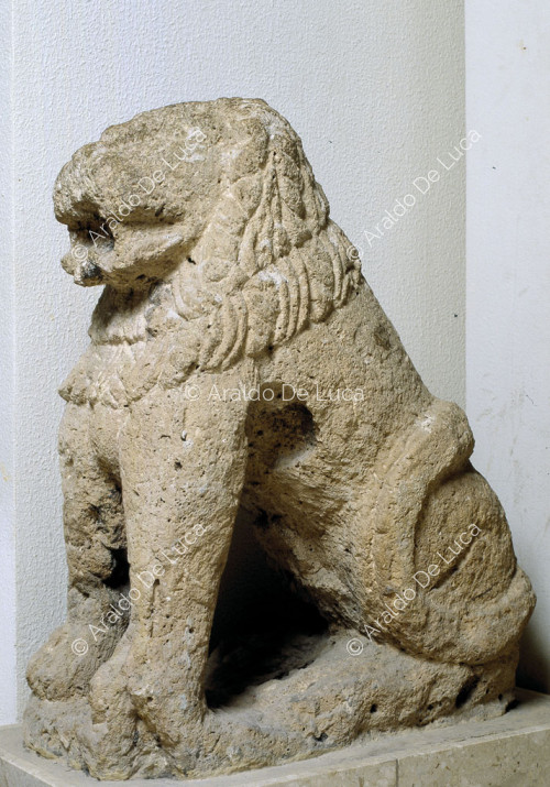 Estatua de leon