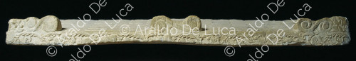 Sarkophagdeckel aus Marmor